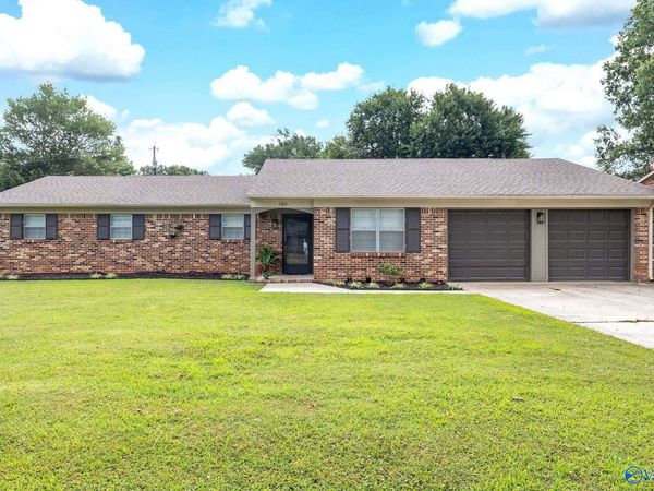 1304 Castleman Avenue SW, Decatur, AL 35601