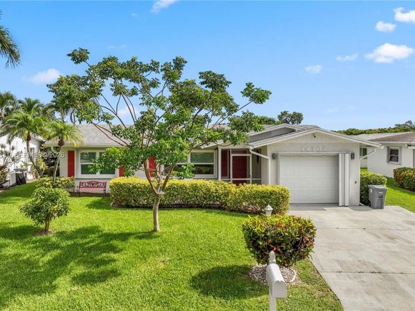 14307 Amapola Dr , Delray Beach, FL 33484