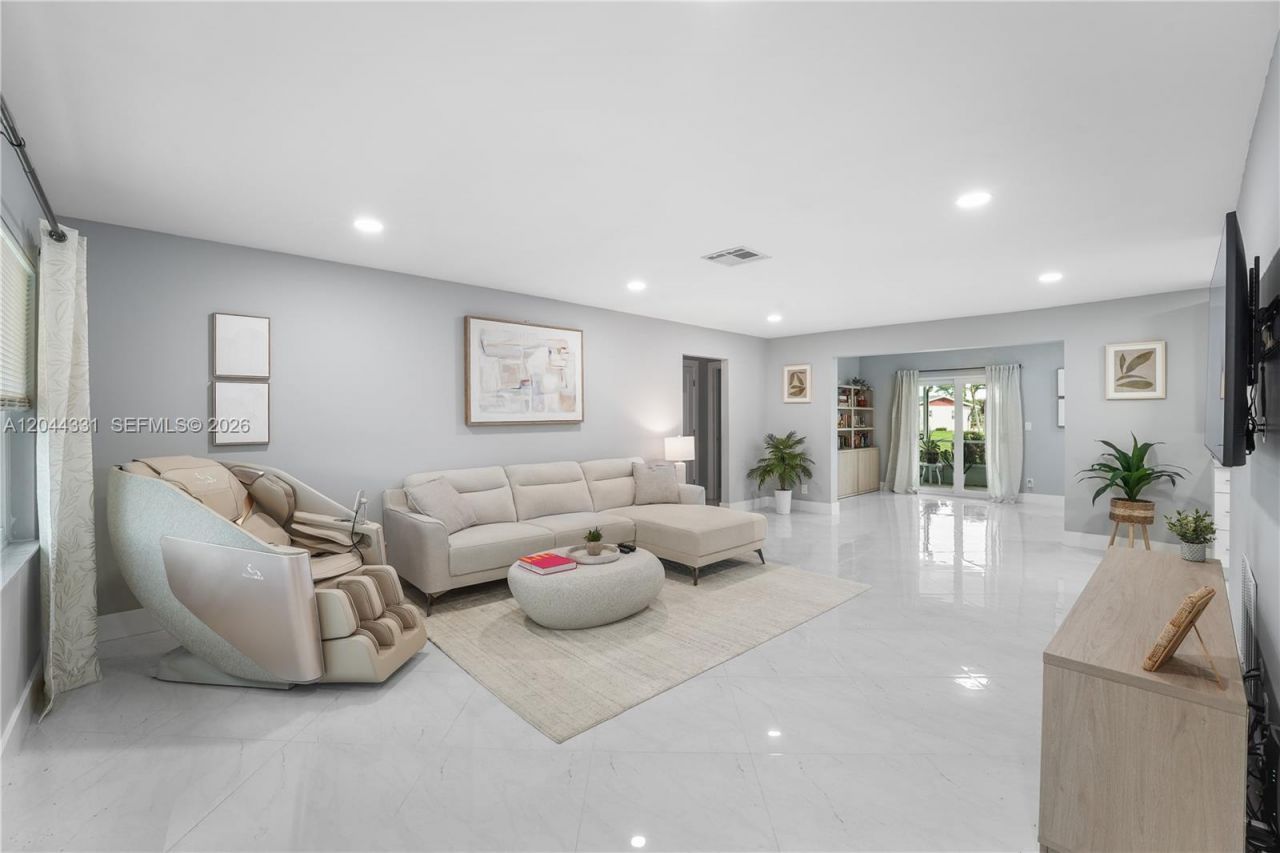 14307 Amapola Dr, Delray Beach, FL 33484 Photo