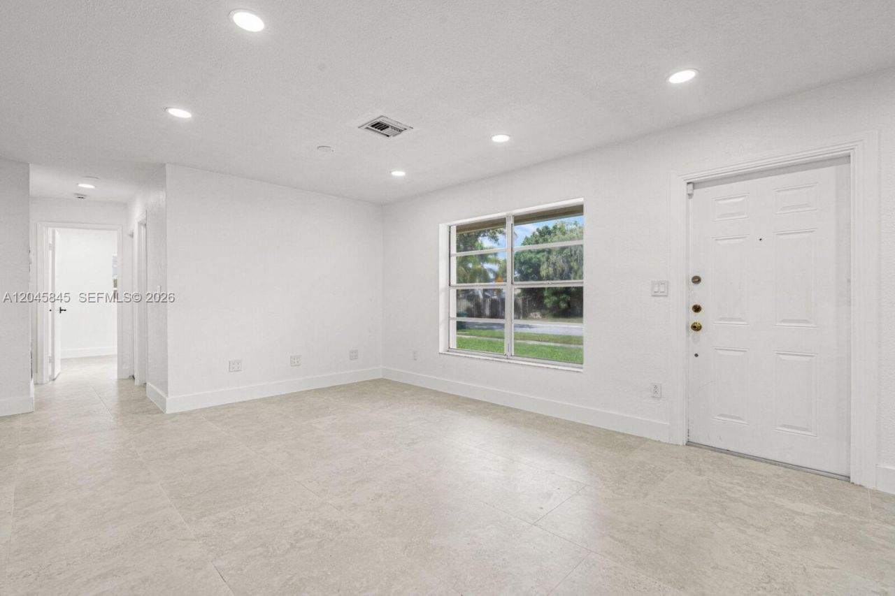 18103 SW 93rd Avenue , Palmetto Bay, FL 33157 Photo