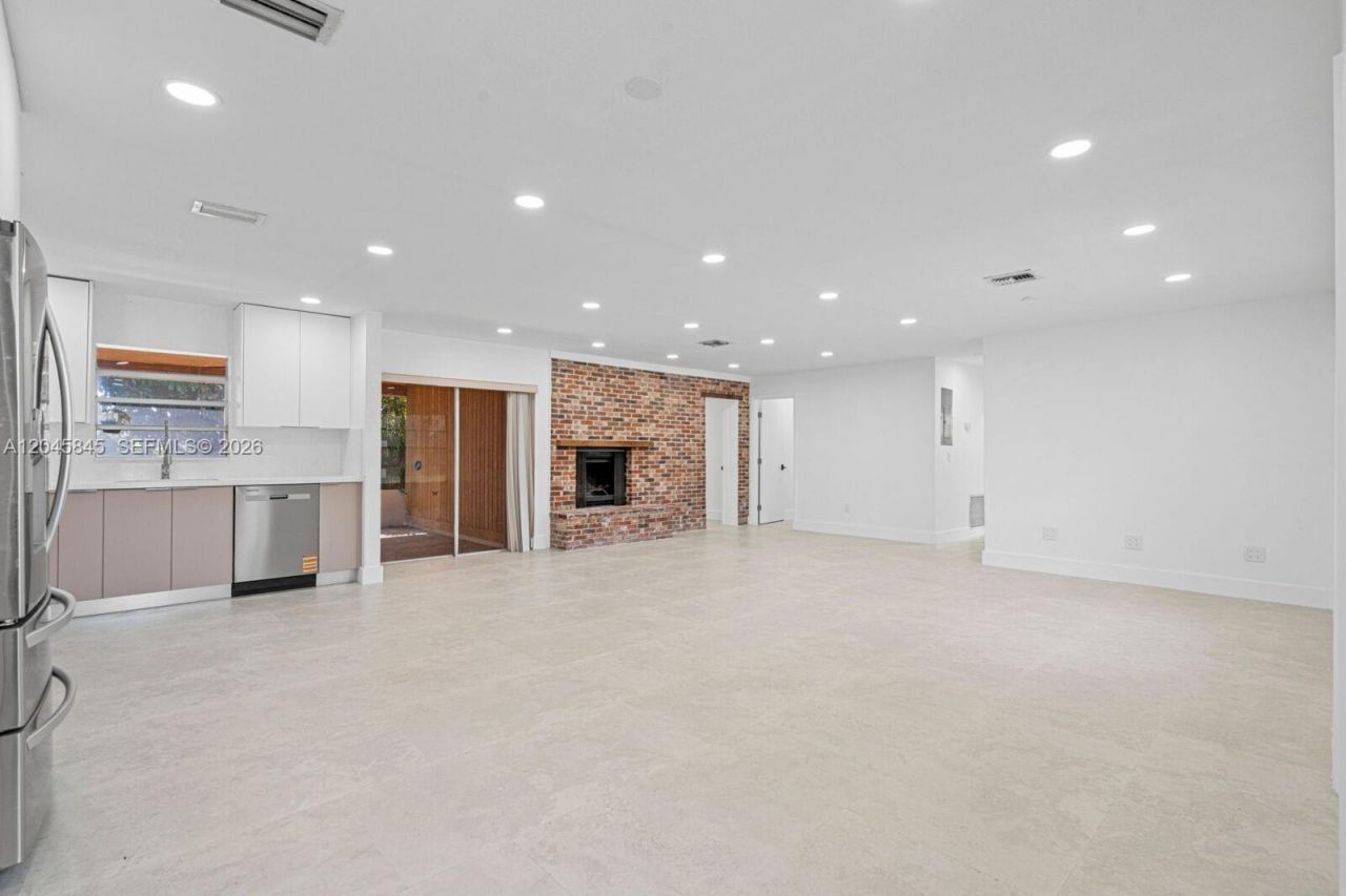 18103 SW 93rd Avenue , Palmetto Bay, FL 33157 Photo