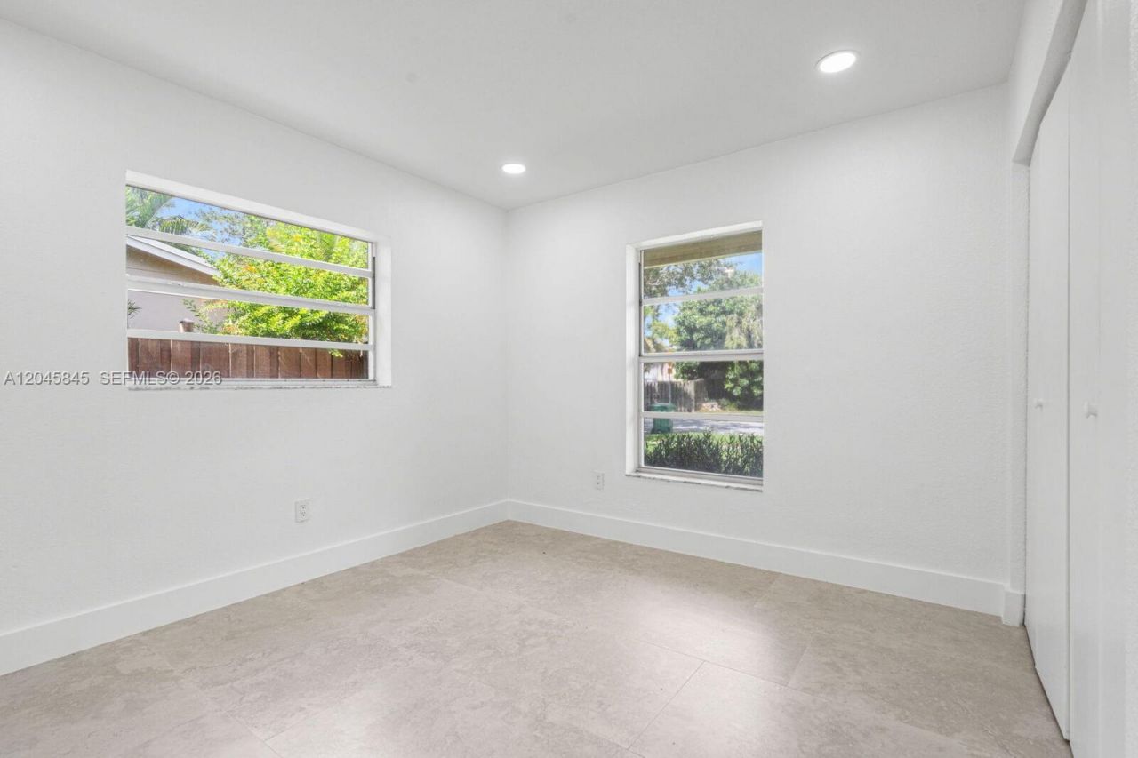 18103 SW 93rd Avenue , Palmetto Bay, FL 33157 Photo