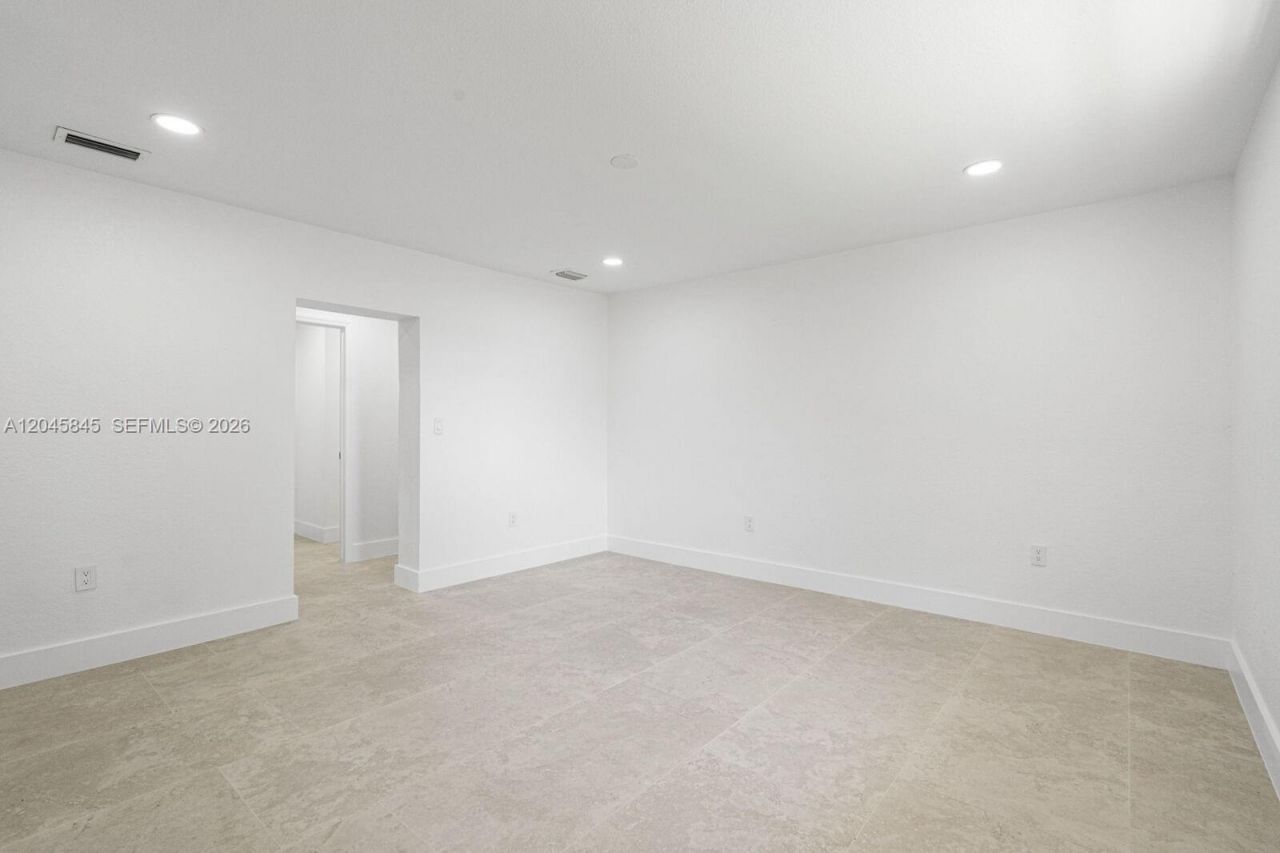 18103 SW 93rd Avenue , Palmetto Bay, FL 33157 Photo