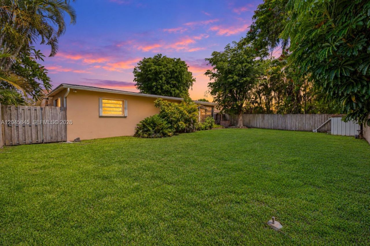 18103 SW 93rd Avenue, Palmetto Bay, FL 33157 Photo