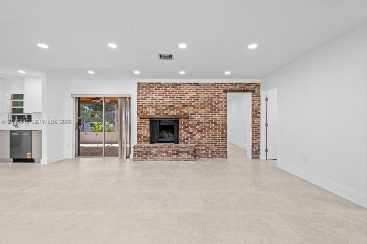 18103 SW 93rd Avenue , Palmetto Bay, FL 33157 Photo