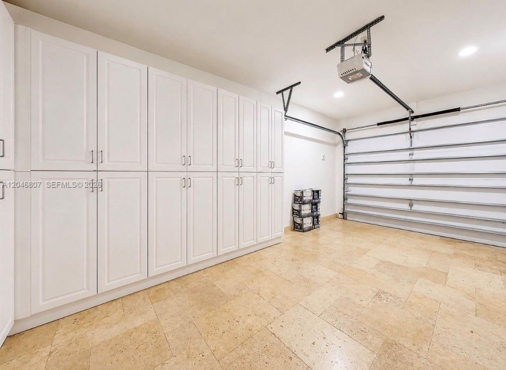 260 S Coconut Ln , Miami Beach, FL 33139 Photo
