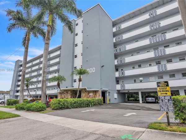 1000 NE 14th Ave , Unit 503, Hallandale Beach, FL 33009