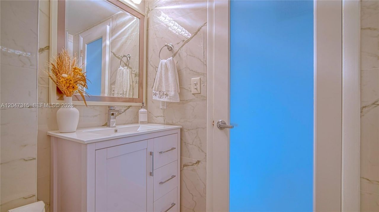 3550 Galt Ocean Dr , Unit 1808, Fort Lauderdale, FL 33308 Photo