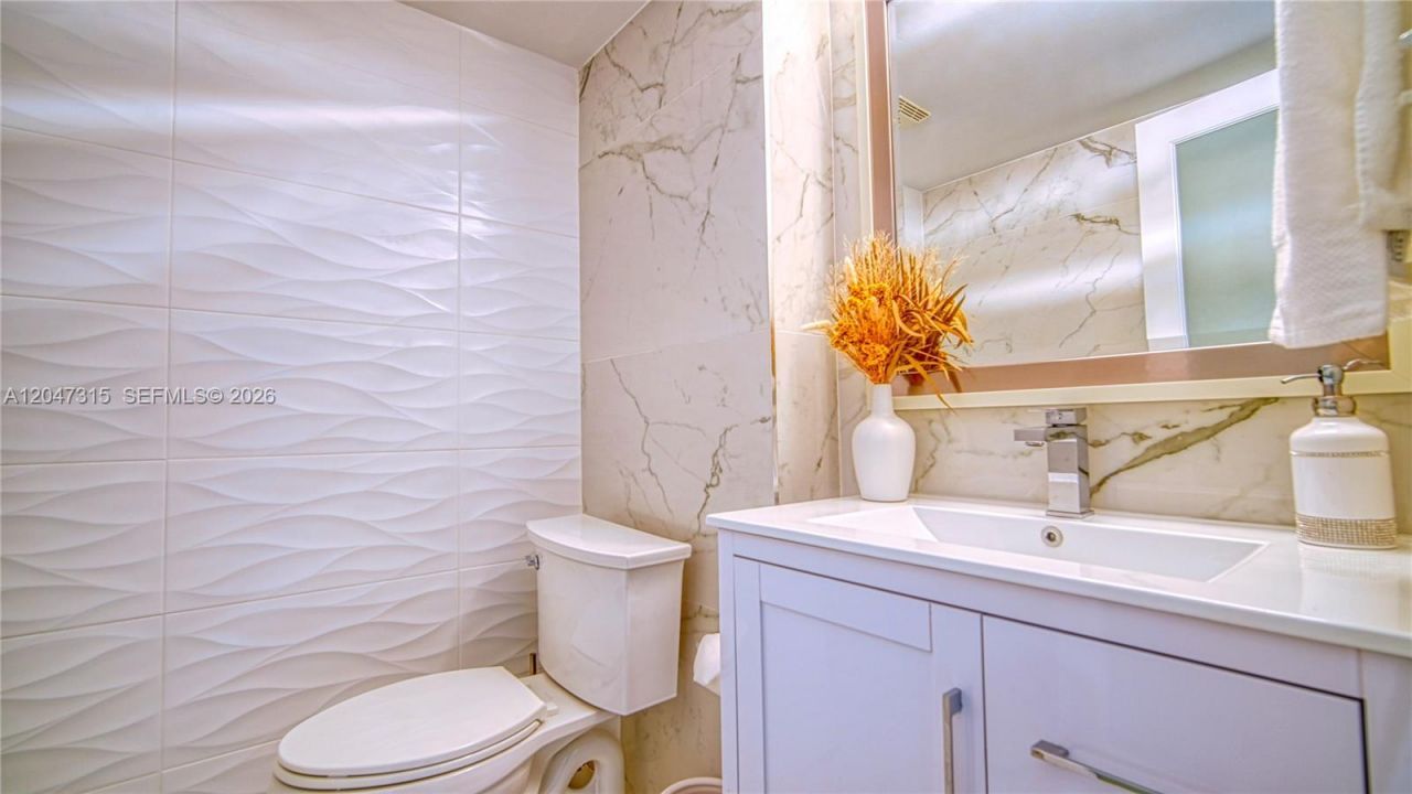 3550 Galt Ocean Dr , Unit 1808, Fort Lauderdale, FL 33308 Photo