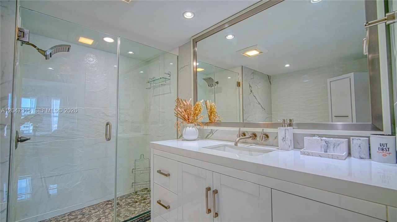 3550 Galt Ocean Dr , Unit 1808, Fort Lauderdale, FL 33308 Photo