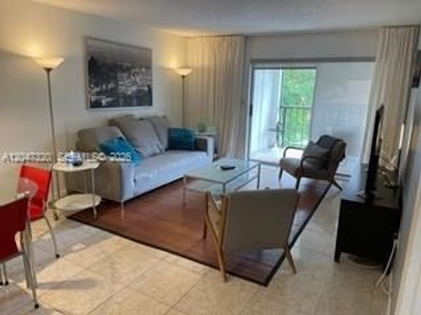 201 178th Dr , Unit 304, Sunny Isles Beach, FL 33160