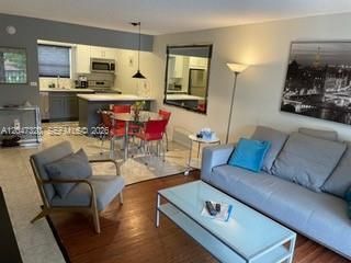 201 178th Dr , Unit 304, Sunny Isles Beach, FL 33160 Photo