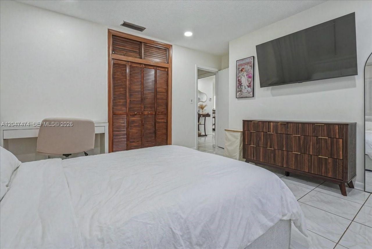 7850 W 16th Ave, Hialeah, FL 33014 Photo