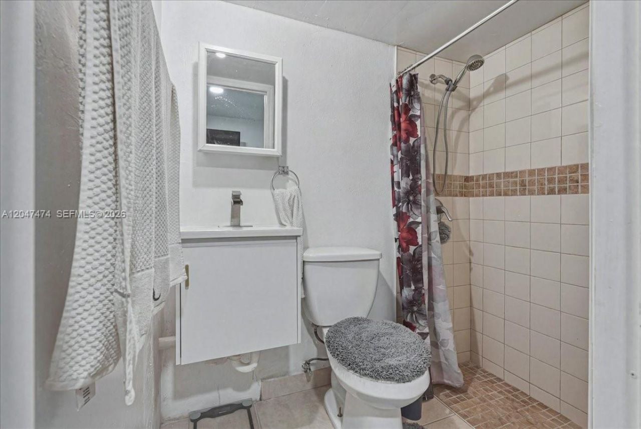 7850 W 16th Ave, Hialeah, FL 33014 Photo