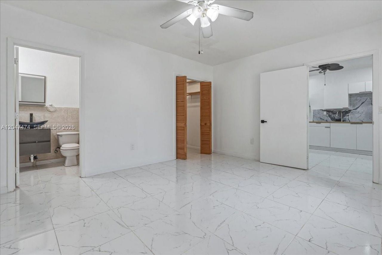 7850 W 16th Ave, Hialeah, FL 33014 Photo