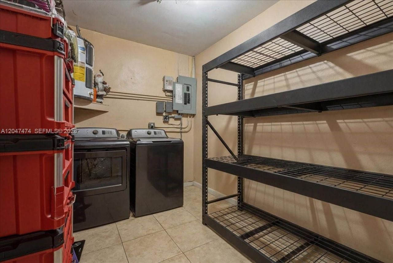 7850 W 16th Ave, Hialeah, FL 33014 Photo