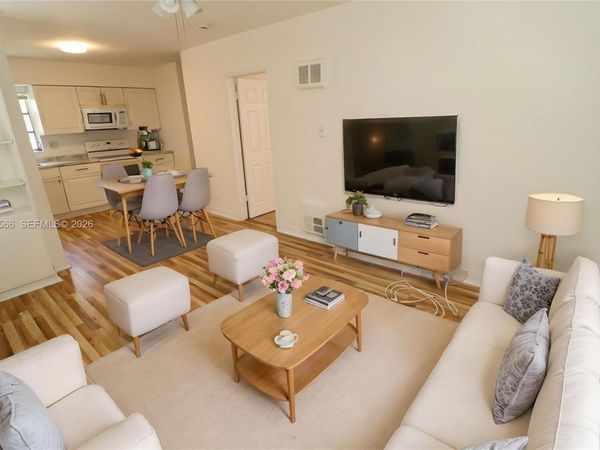 915 NE 16th Ter , Unit 5, Fort Lauderdale, FL 33304