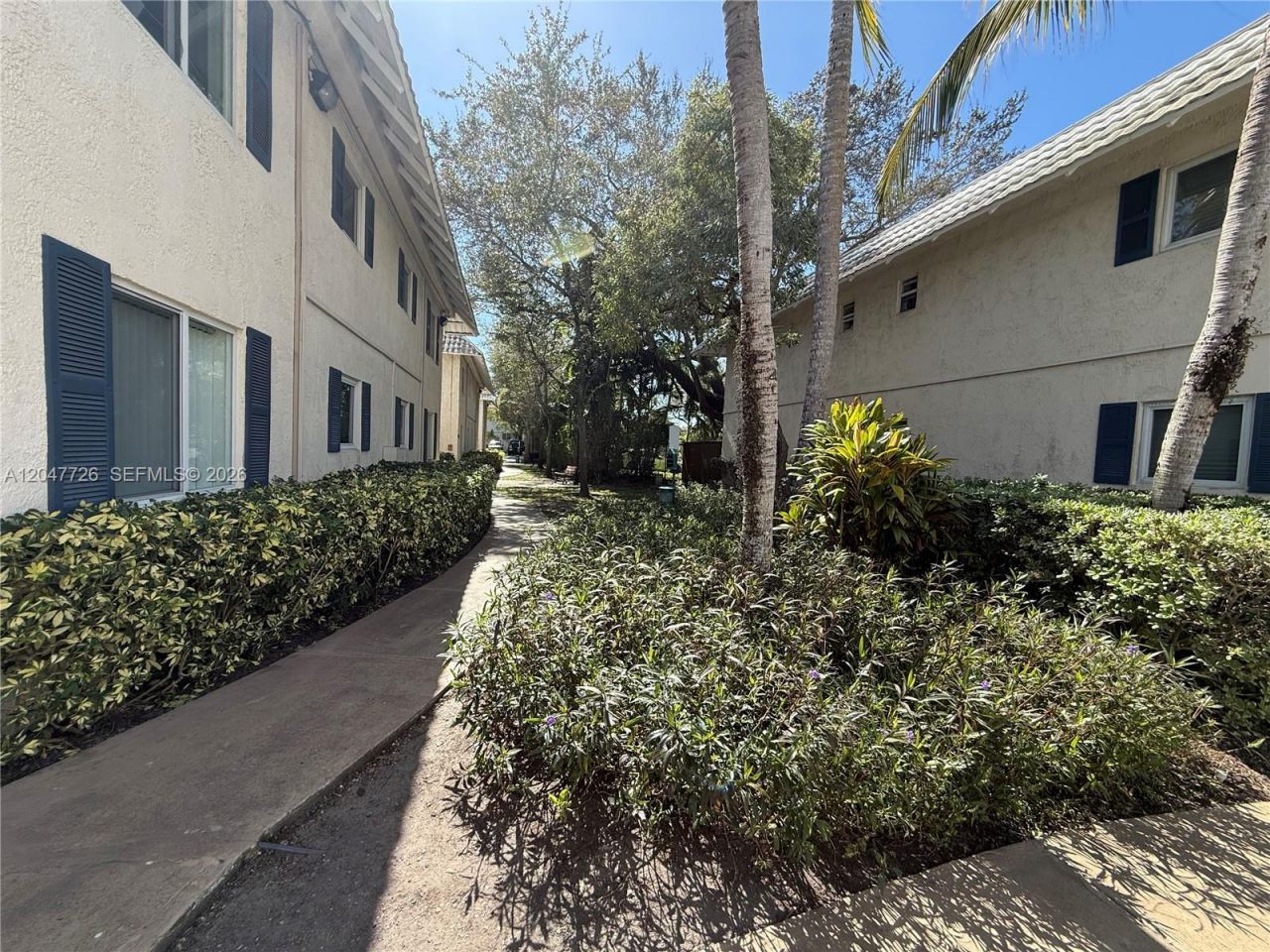 8607 SW 68th Ct , Unit 24, Pinecrest, FL 33156 Photo