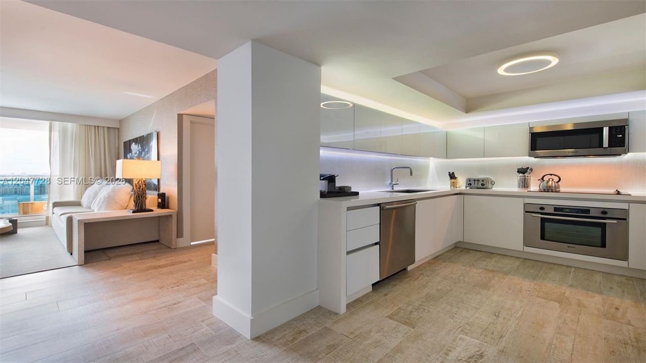 102 24th St , Unit 1245, Miami Beach, FL 33139 Photo