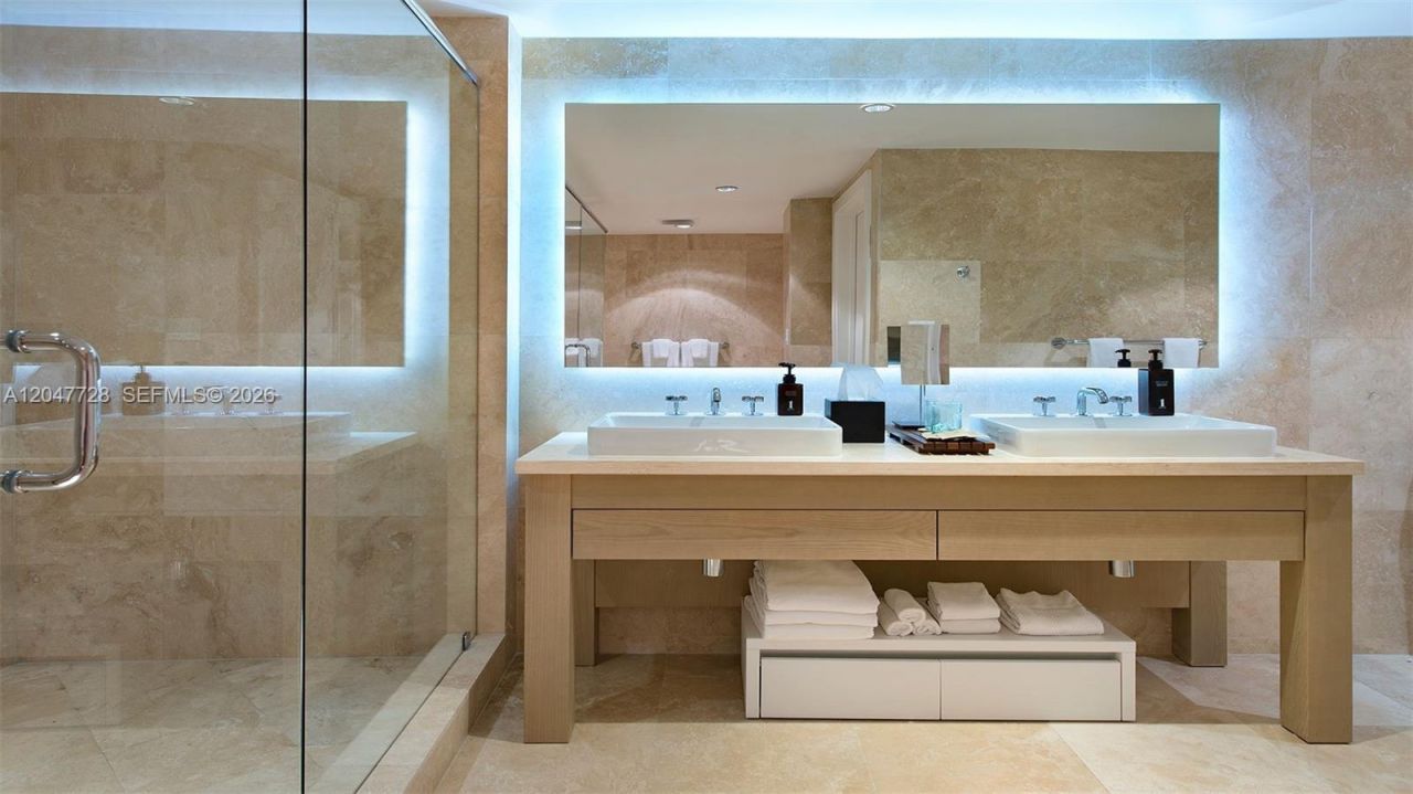 102 24th St , Unit 1245, Miami Beach, FL 33139 Photo