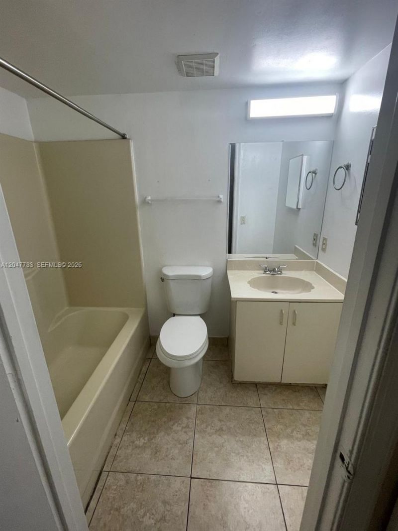 3660 N 56th Ave , Unit 601, Hollywood, FL 33021 Photo