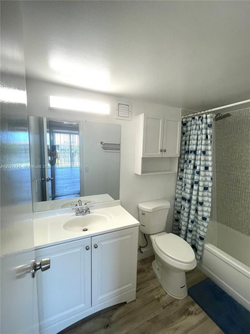 2101 Atlantic Shores Blvd , Unit 505, Hallandale Beach, FL 33009 Photo