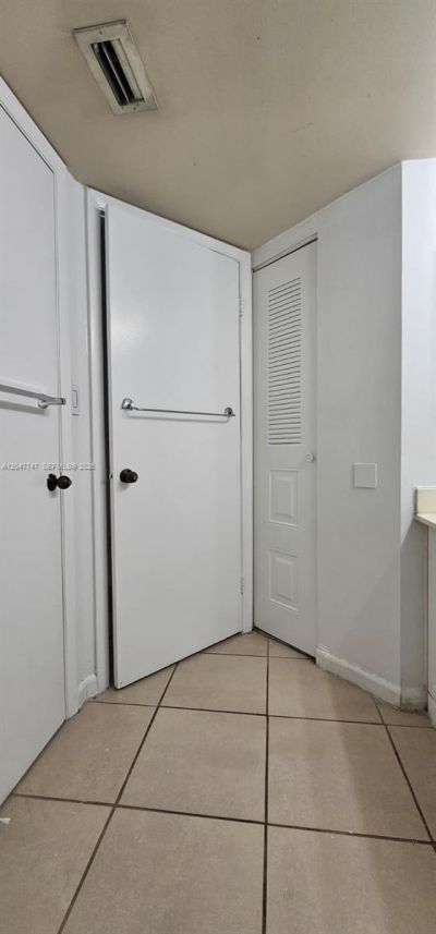 990 Coral Club Dr , Unit 990, Coral Springs, FL 33071 Photo