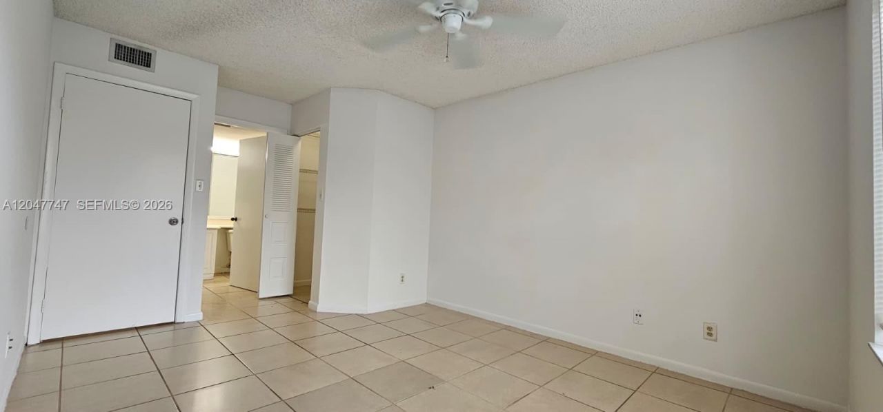990 Coral Club Dr , Unit 990, Coral Springs, FL 33071 Photo