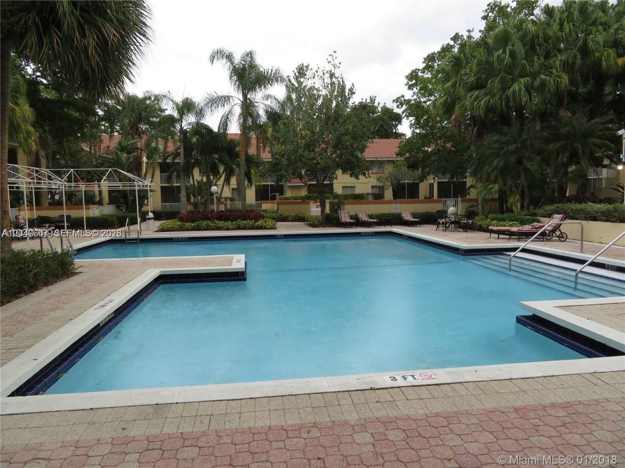 990 Coral Club Dr , Unit 990, Coral Springs, FL 33071 Photo