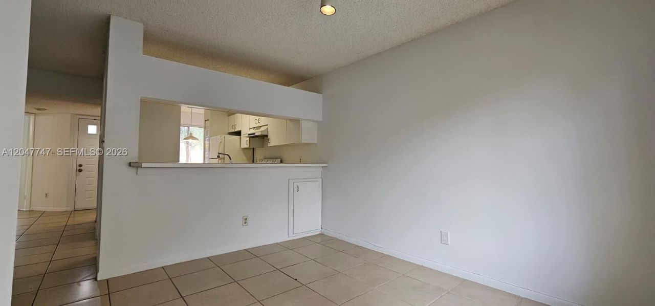 990 Coral Club Dr , Unit 990, Coral Springs, FL 33071 Photo