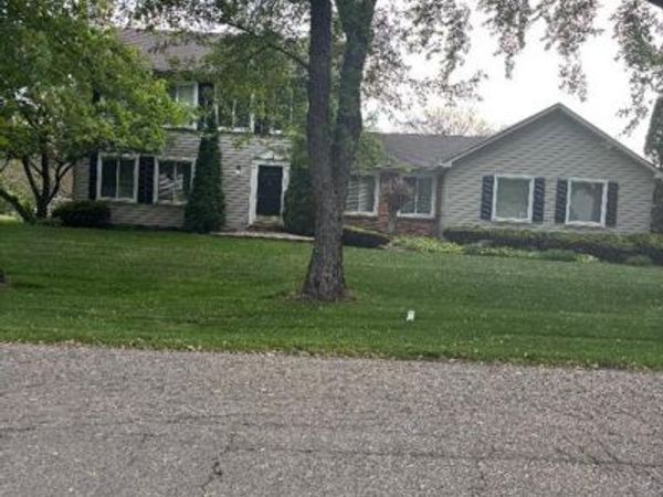 36715 Paddock Drive , Clinton Twp, MI 48035