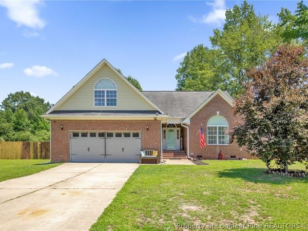 365 Chestnut Drive, Raeford, NC 28376