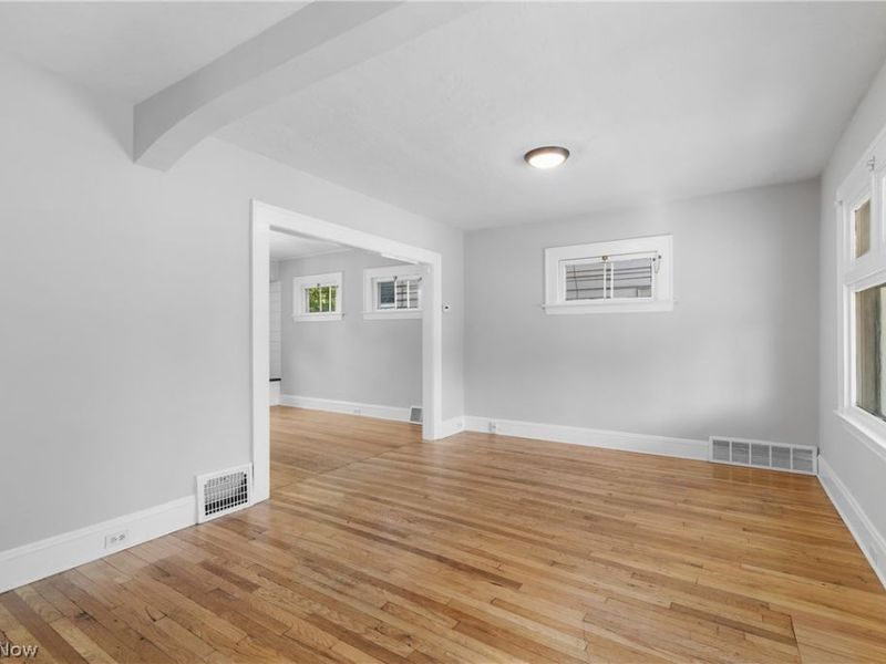 3005 Colburn Avenue, Cleveland, OH 44109 Photo 10