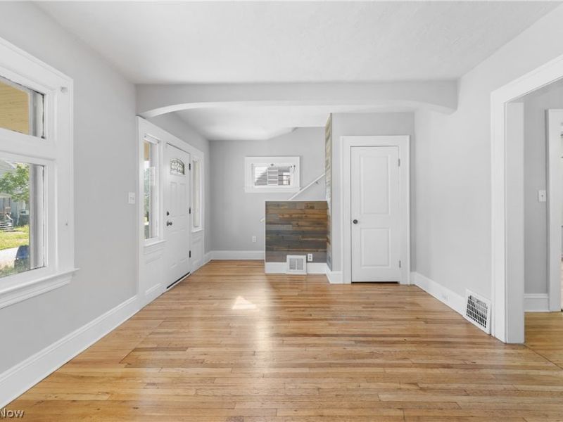 3005 Colburn Avenue, Cleveland, OH 44109 Photo 11