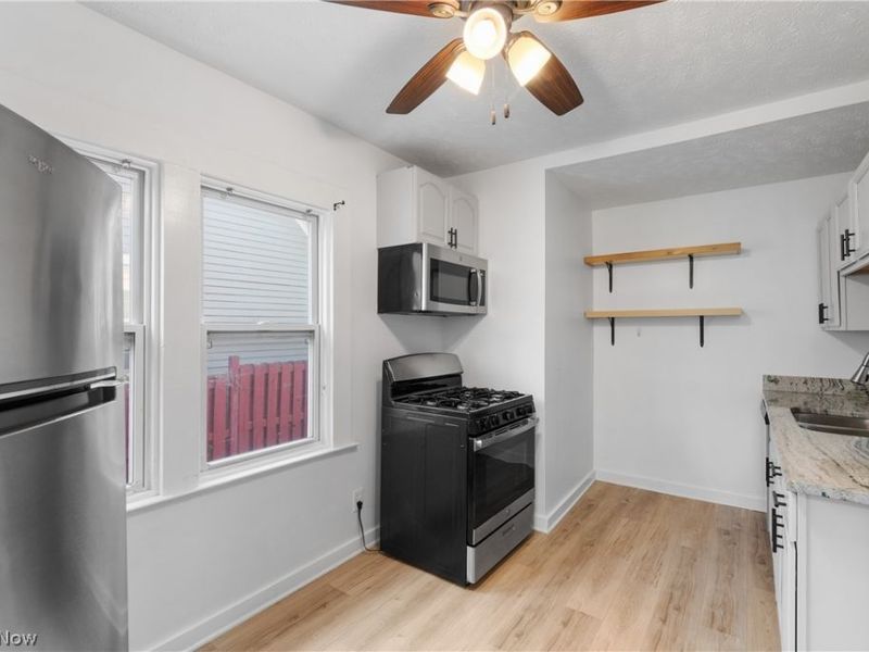 3005 Colburn Avenue, Cleveland, OH 44109 Photo 18