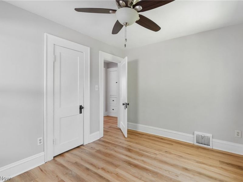 3005 Colburn Avenue, Cleveland, OH 44109 Photo 22