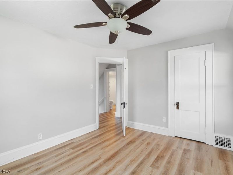 3005 Colburn Avenue, Cleveland, OH 44109 Photo 26