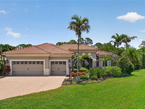 8276 LARKSPUR CIRCLE , SARASOTA, FL 34241