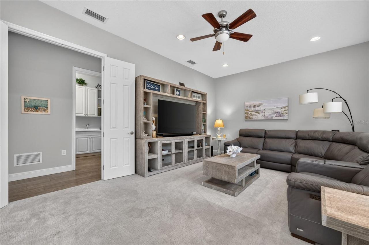 8276 Larkspur Circle, Sarasota, FL 34241 Photo