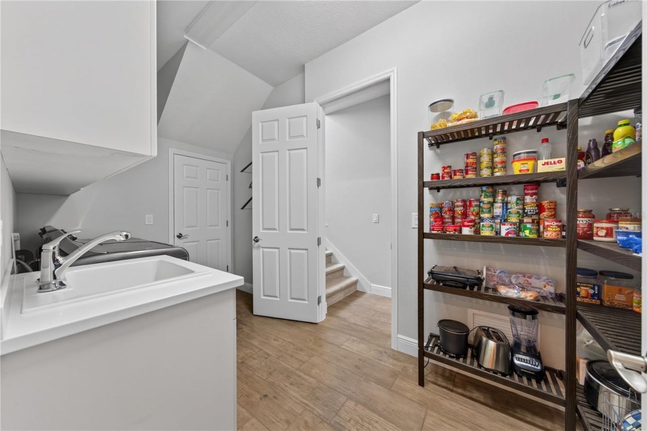8276 Larkspur Circle, Sarasota, FL 34241 Photo