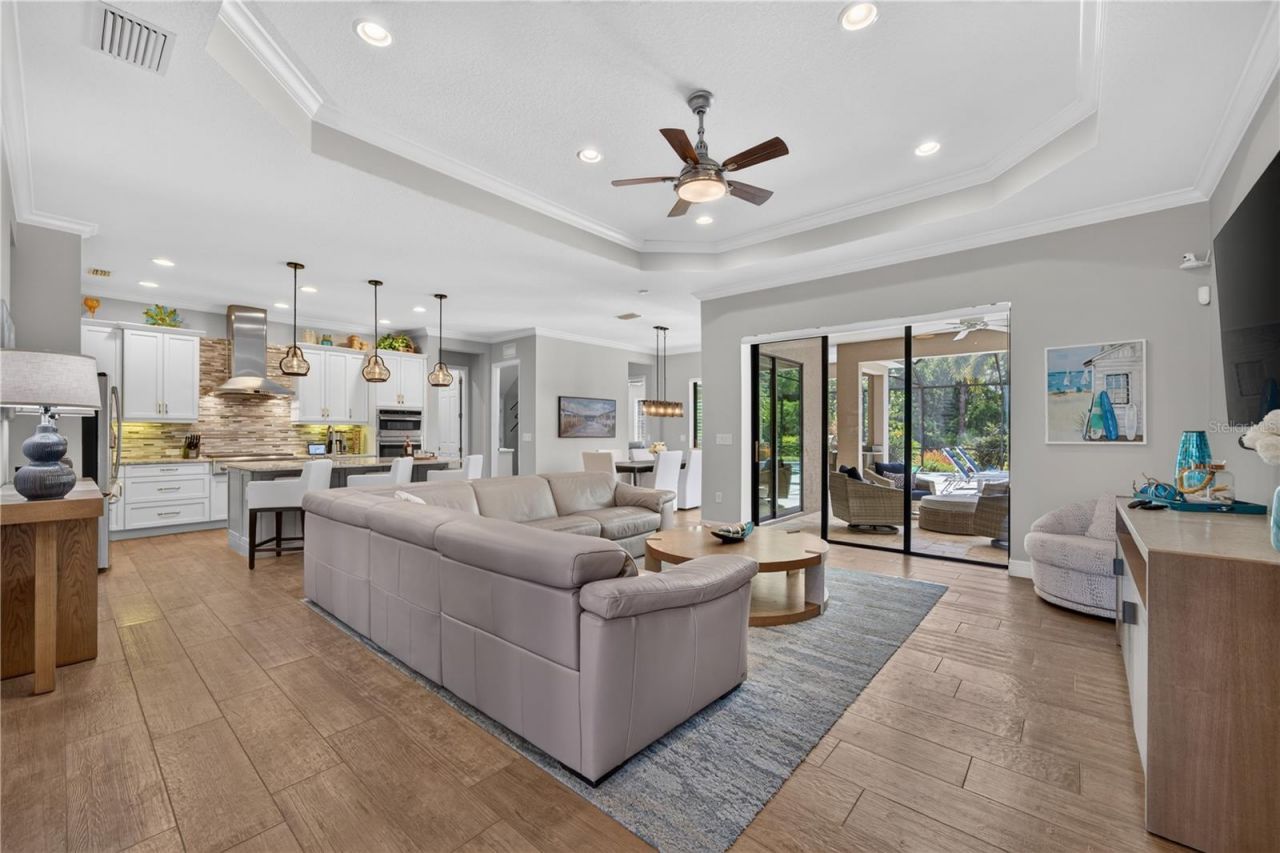 8276 Larkspur Circle, Sarasota, FL 34241 Photo
