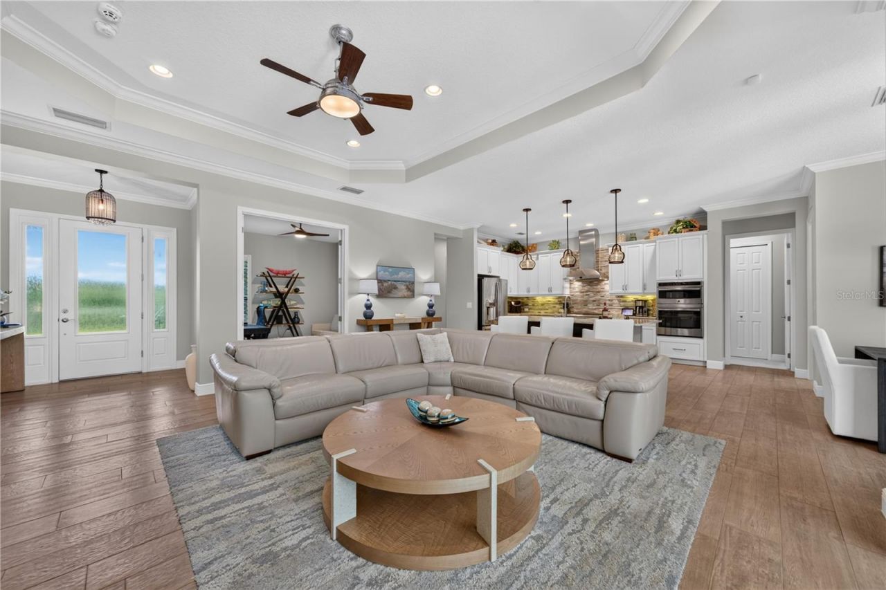 8276 Larkspur Circle, Sarasota, FL 34241 Photo