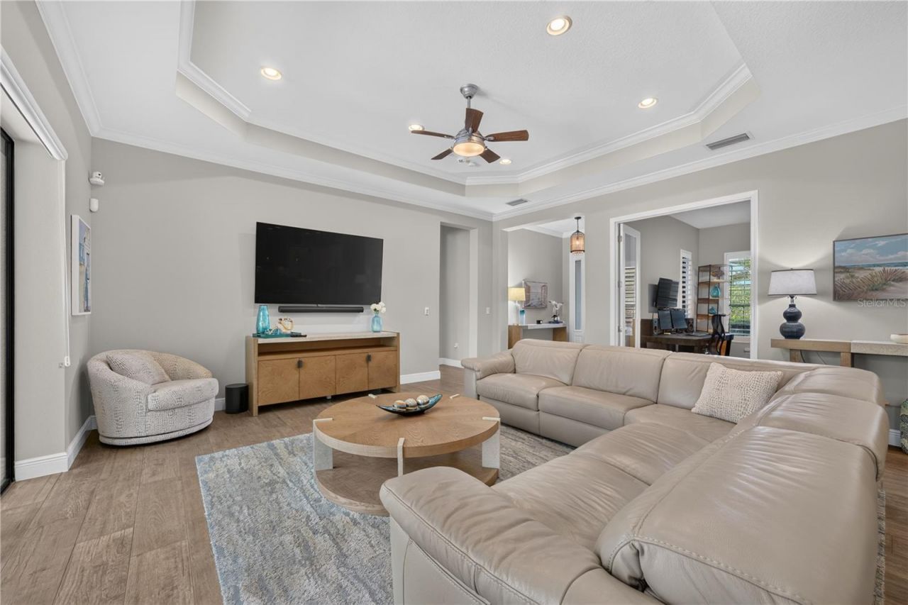 8276 Larkspur Circle, Sarasota, FL 34241 Photo
