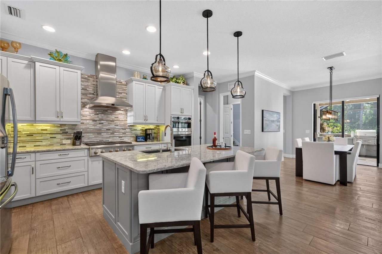 8276 Larkspur Circle, Sarasota, FL 34241 Photo