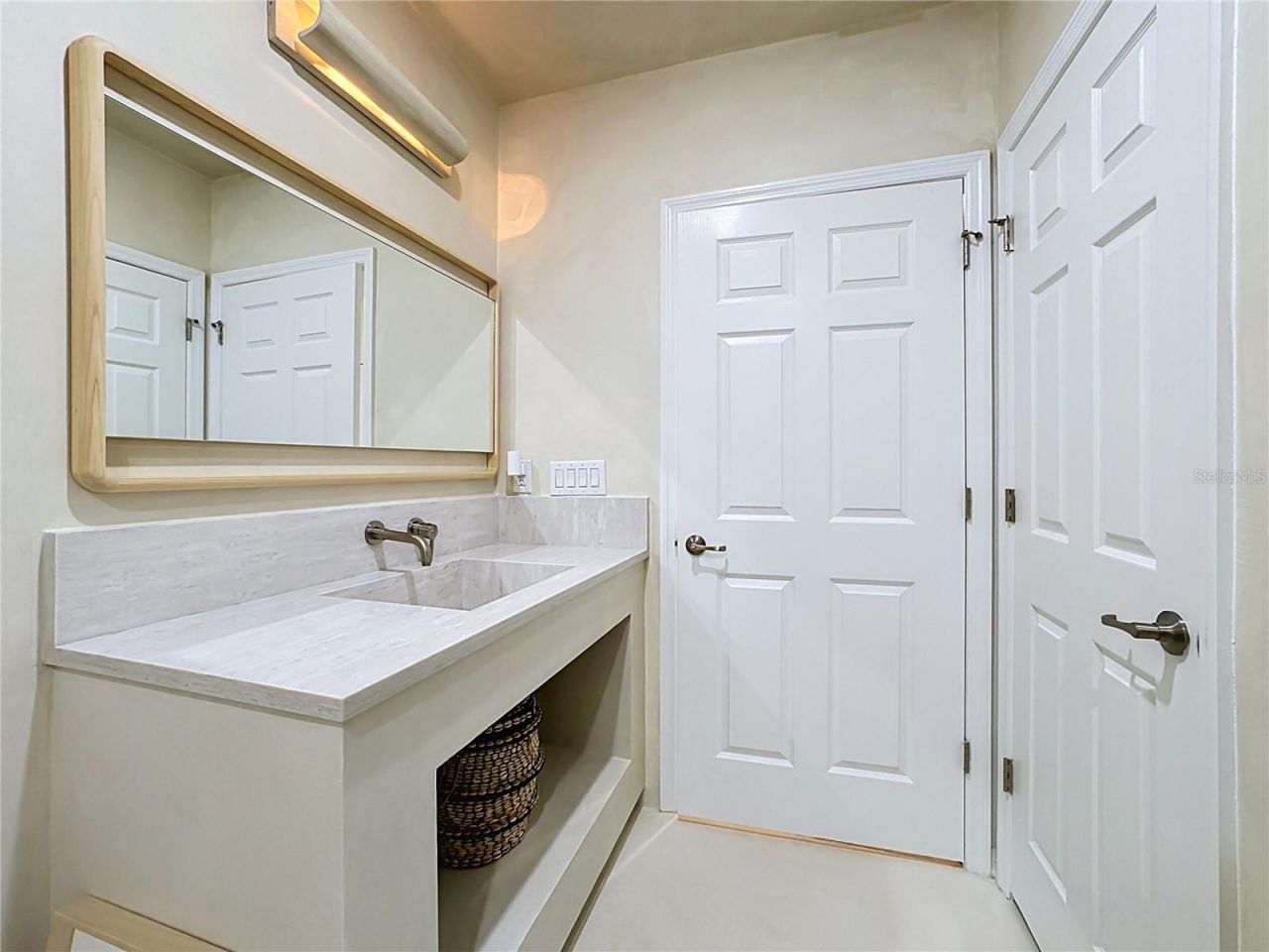 10051 Crooked Creek Drive , Unit 102, Venice, FL 34293 Photo