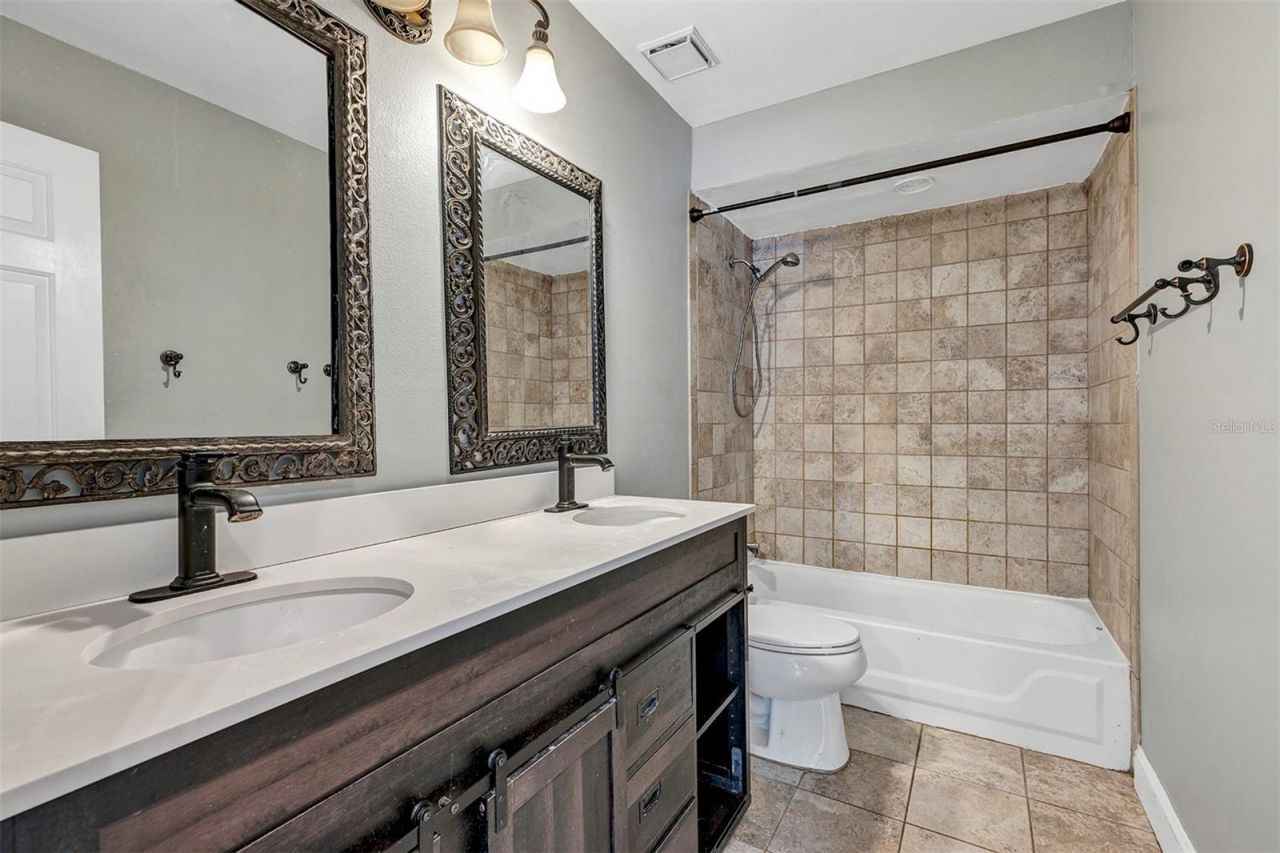 601 Red Maple Court , Oviedo, FL 32765 Photo