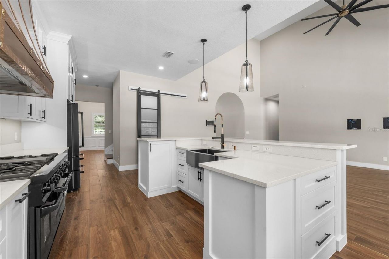 994 SW 37th Place Road, Ocala, FL 34471 Photo