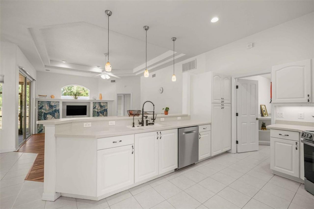 4890 W Geyser Court, Beverly Hills, FL 34465 Photo