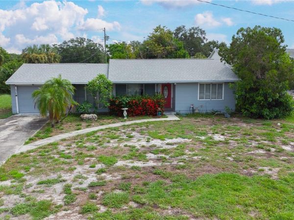 525 HAMPTON AVENUE NE, ST PETERSBURG, FL 33703