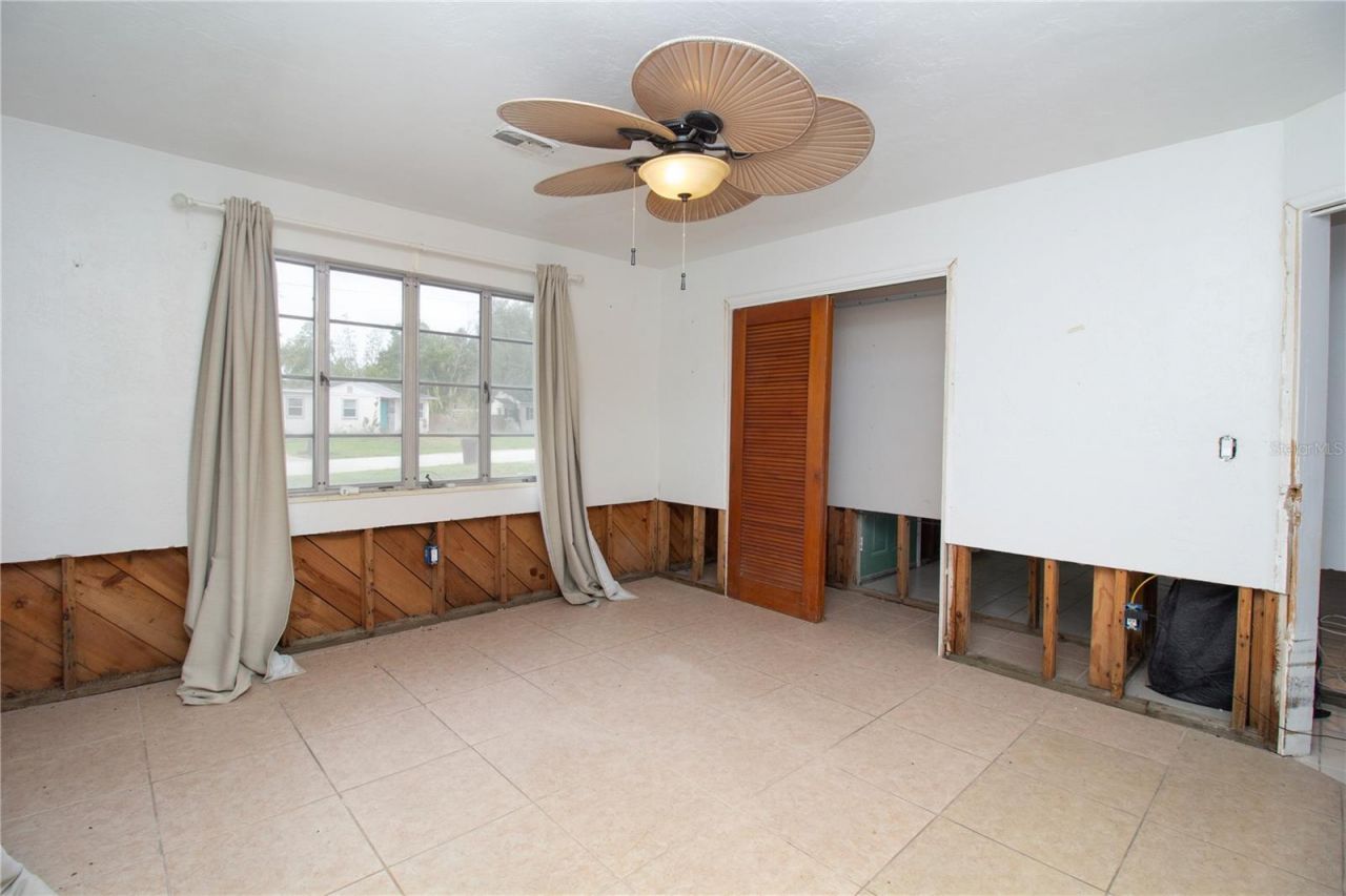 525 Hampton Avenue Ne, Saint Petersburg, FL 33703 Photo